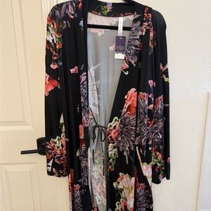 Cacique Black Floral Robe